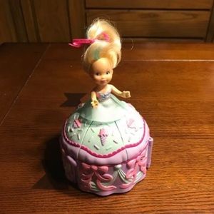 Vintage 1999 Miss Party Surprise Ice Cream Party doll play set by Toy Biz
